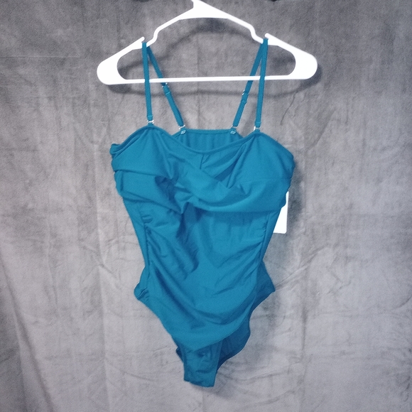 Willingyo Dusty Blue One Piece Ruched Twist Front Swimsuit Size XL NWT - Picture 2 of 5